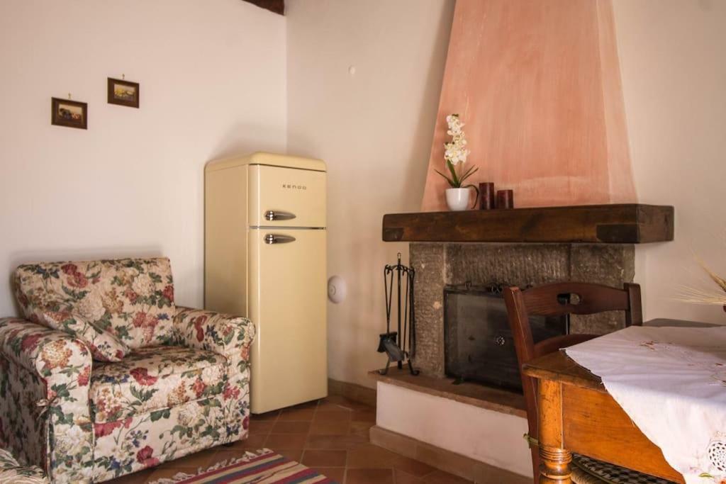 Le Casette Country House 2 Petricci ภายนอก รูปภาพ